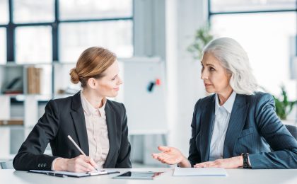 coaching is connecting women working together